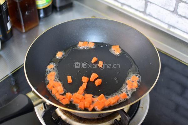 黄瓜蛋炒饭的做法图解4