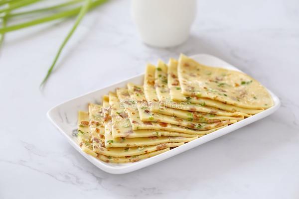 葱花培根鸡蛋饼