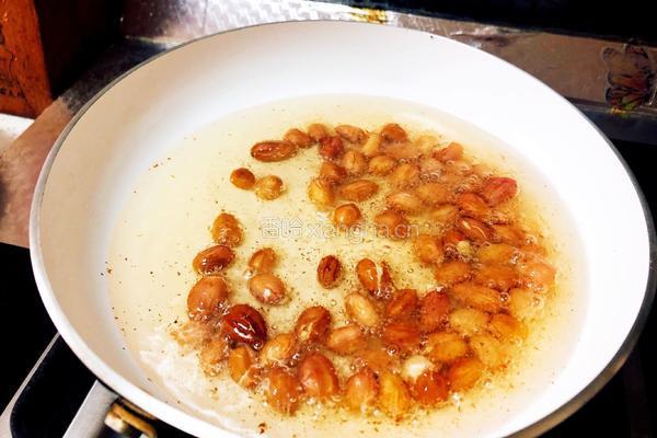 凉拌果仁菠菜的做法图解5