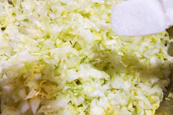白菜水饺的做法图解4