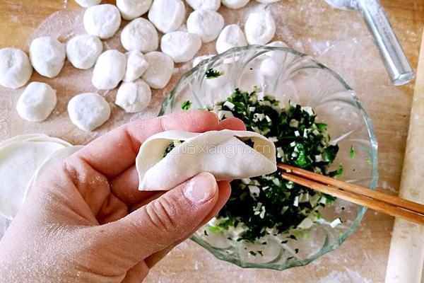 菠菜豆腐饺子的做法图解19