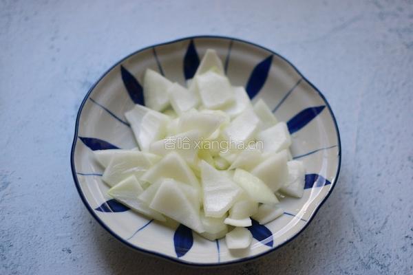 孜然洋葱土豆片的做法图解1