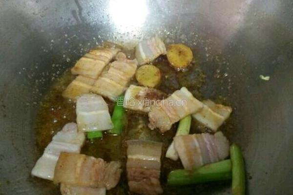 白菜猪肉炖大豆腐的做法图解4