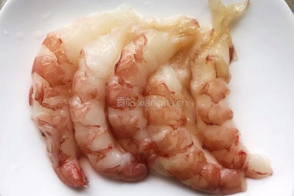彩蔬虾仁的做法图解2