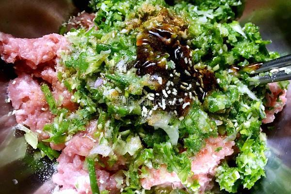 菠菜煎饺（猪肉陷）的做法图解4