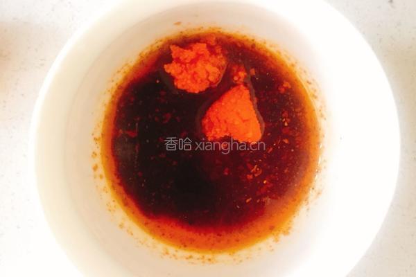红油溏心蛋龙须面的做法图解3