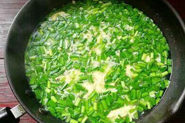虾皮蛋花韭菜汤的做法图解7
