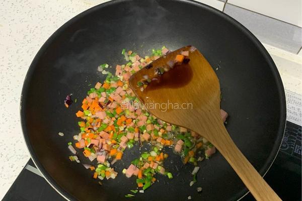 酱油炒饭的做法图解6