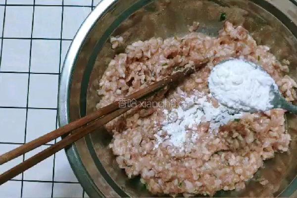 肉丸的做法图解2
