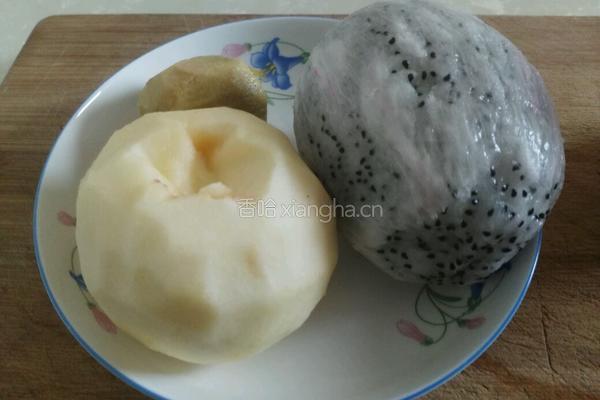 酸奶水果沙拉的做法图解2