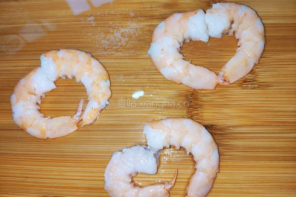 虾仁蛋炒饭的做法图解1