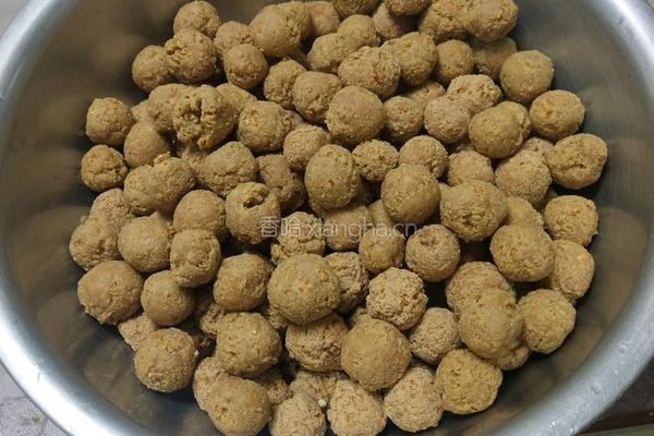 炸豆腐丸子的做法图解3
