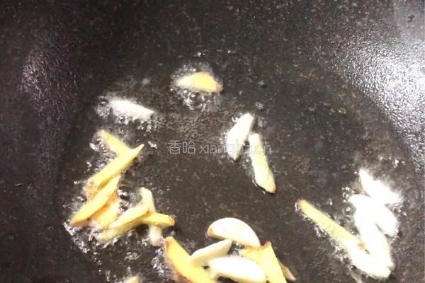彩椒炒鲜鱿的做法图解2