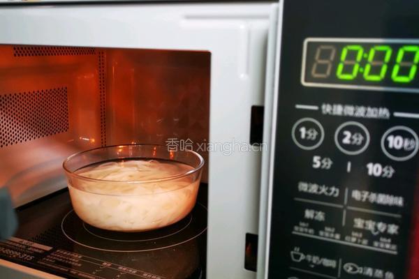 八分钟速食之微波炉煨河粉的做法图解5