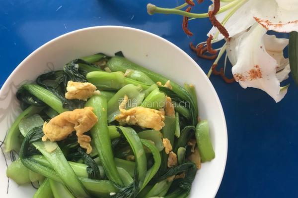 油菜炒鸡蛋的做法图解7