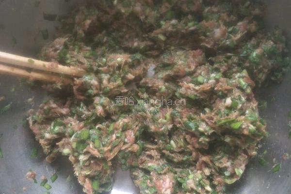 月牙式菜盒的做法图解2