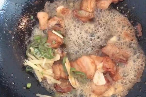 五花肉爆炒香干西芹的做法图解8