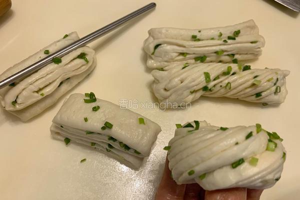 葱花卷的做法图解7