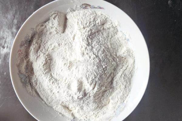 韭菜馅薄饼的做法图解2