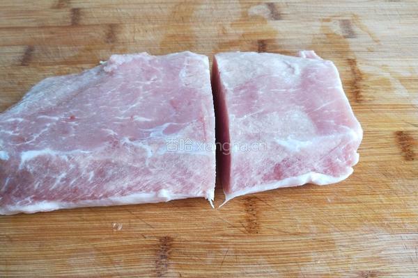 新文美食 尖椒肉丝的做法图解1