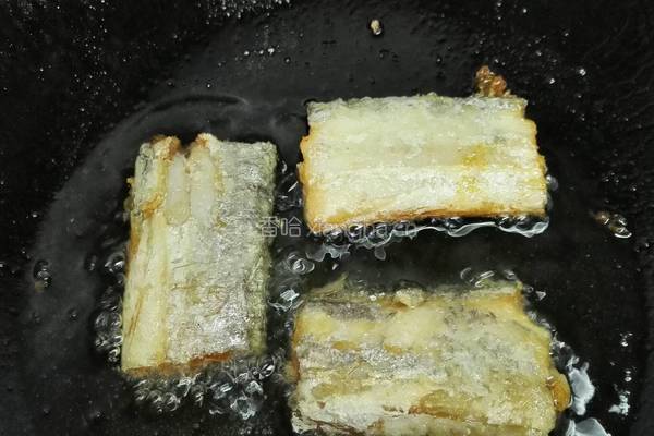 茄汁带鱼的做法图解5