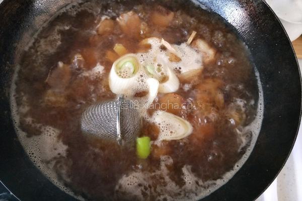 排骨炖酸菜的做法图解11