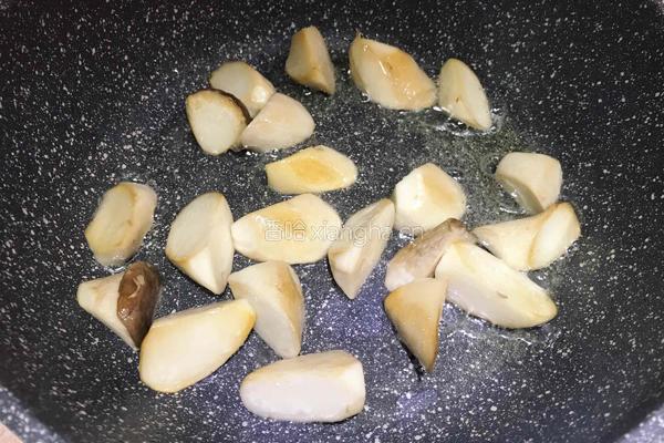 粟子杏鲍菇的做法图解3