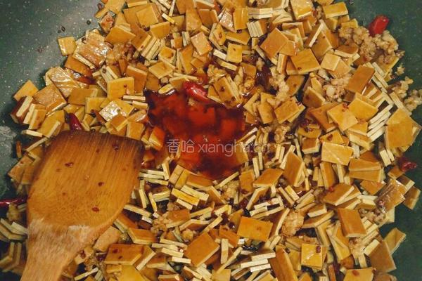 炸豆腐干（麻辣米线里面的那种豆腐干）的做法图解8