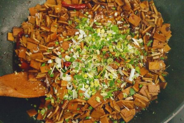 炸豆腐干（麻辣米线里面的那种豆腐干）的做法图解9