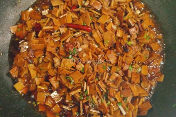 炸豆腐干（麻辣米线里面的那种豆腐干）的做法图解10