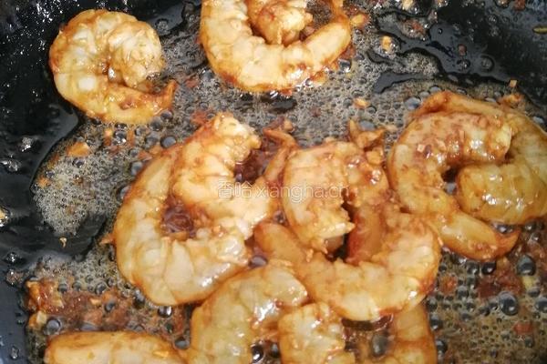 豌豆炒虾仁的做法图解7