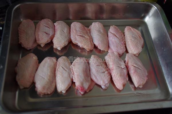 安式炸鸡翅的做法图解1