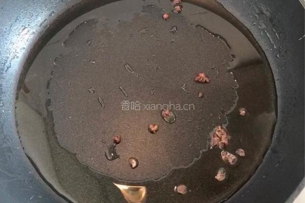 酱爆辣子鸡丁的做法图解4