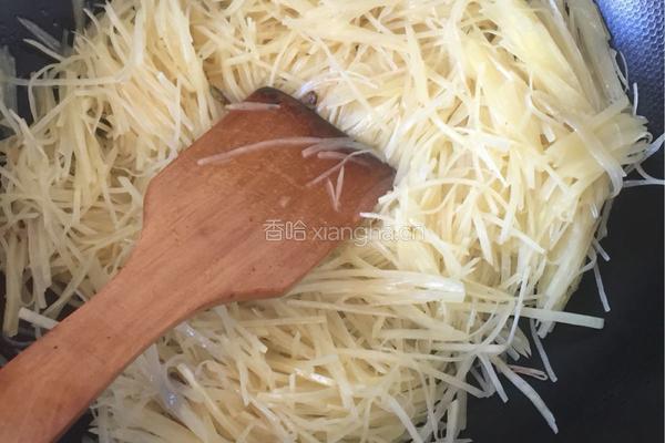 土豆丝炒韭菜的做法图解8