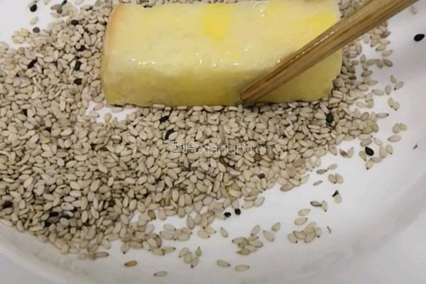 芝麻土司条的做法图解3