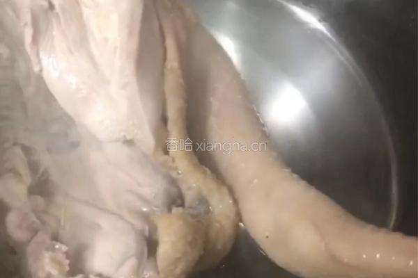 客家咸鸡的做法图解2