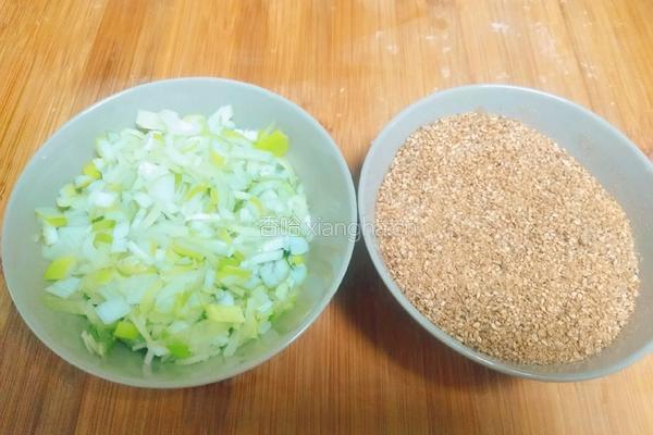 芝麻盐千层饼的做法图解2