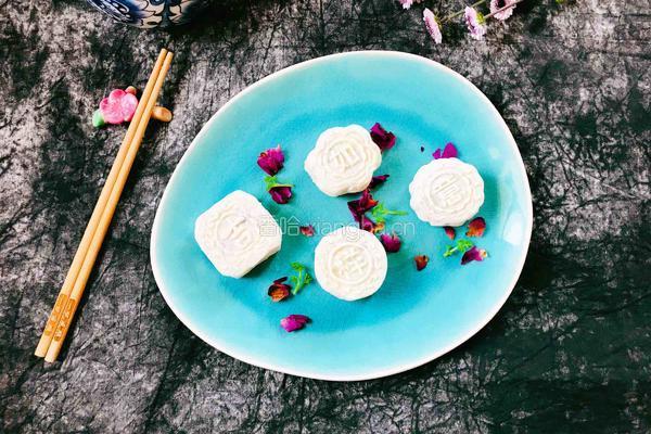 吉祥如意小点——玫瑰豆沙山药糕的做法图解6