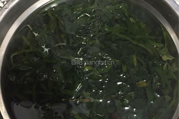 凉拌海带丝的做法图解3