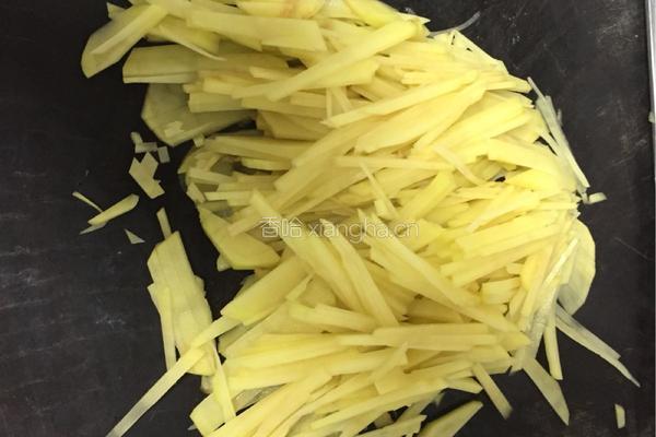 土豆丝汤的做法图解1