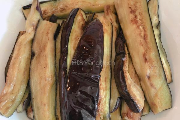 香煎肉末酱烧茄子的做法图解2