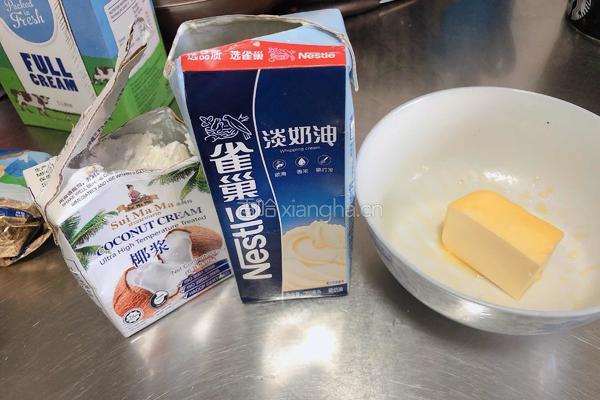 椰浆淡奶油松饼的做法图解1