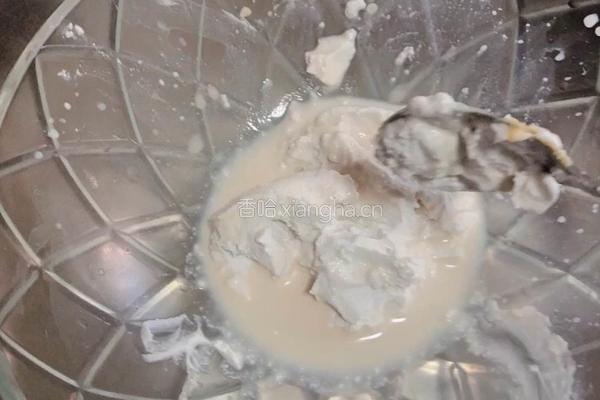 椰浆淡奶油松饼的做法图解2