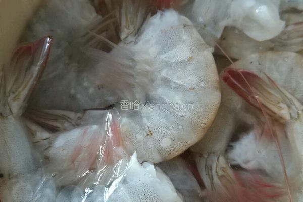 鲜虾球的做法图解1