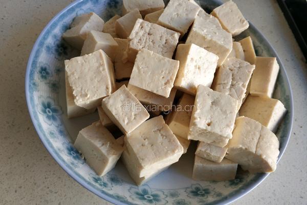 麻辣豆腐的做法图解1