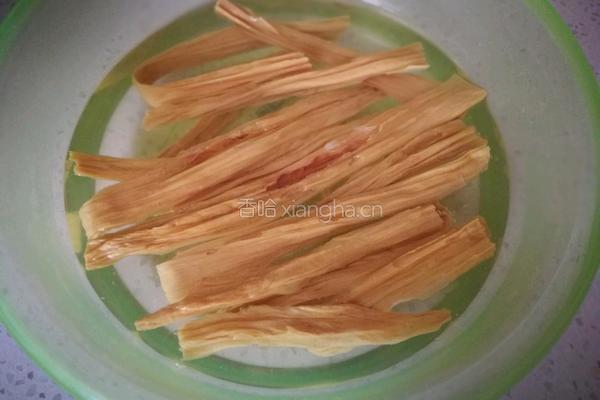 凉拌腐竹的做法图解2