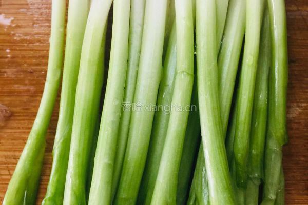 香菇猪肉饺子的做法图解3