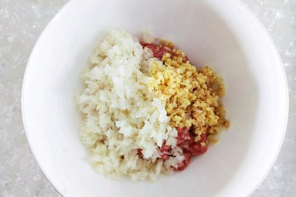  圆葱羊肉水饺的做法图解7