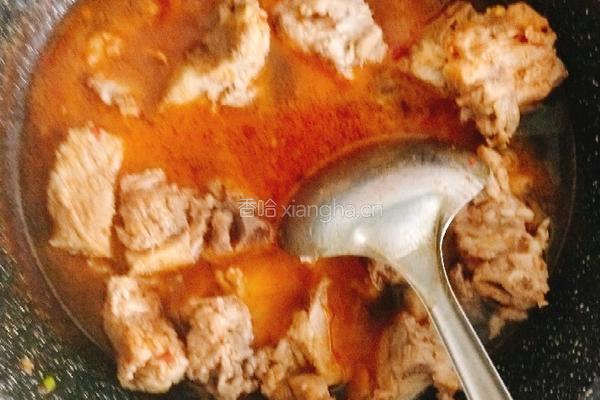 玉米胡萝卜土豆烧排骨的做法图解5