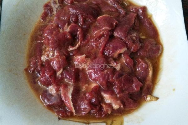 洋葱炒牛肉的做法图解3